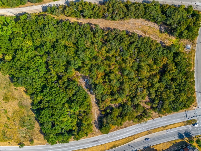 13501 Trinity Blvd, Euless, TX for sale - Building Photo - Image 1 of 5