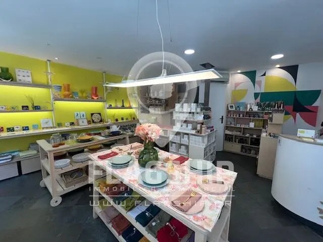 Commerce de détail dans Paris à louer - Photo intérieure - Image 2 de 8