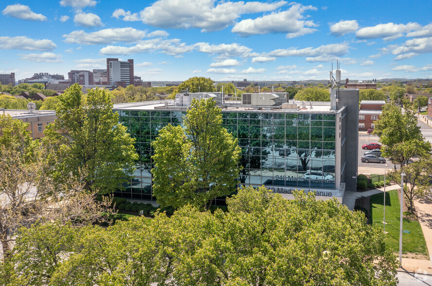 940 Madison Ave, Baltimore, MD for lease - Aerial - Image 2 of 5