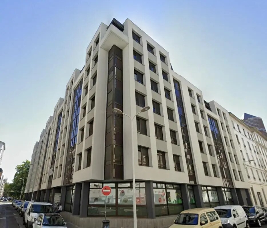 Office in Lyon for sale Building Photo- Image 1 of 8