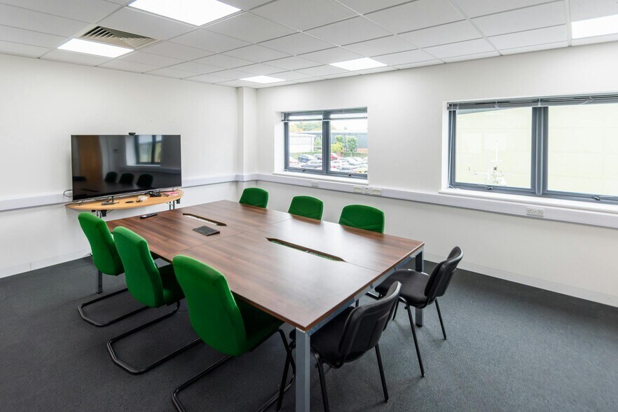 Yeoman Rd, Ringwood for lease - Building Photo - Image 2 of 8