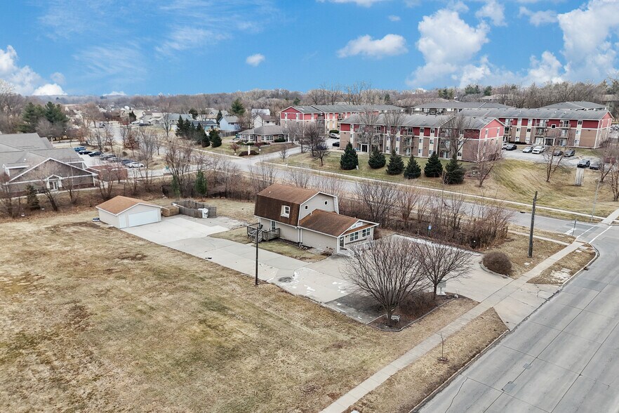 3161 SE 22nd St, Des Moines, IA à louer - Photo du bâtiment - Image 3 de 4