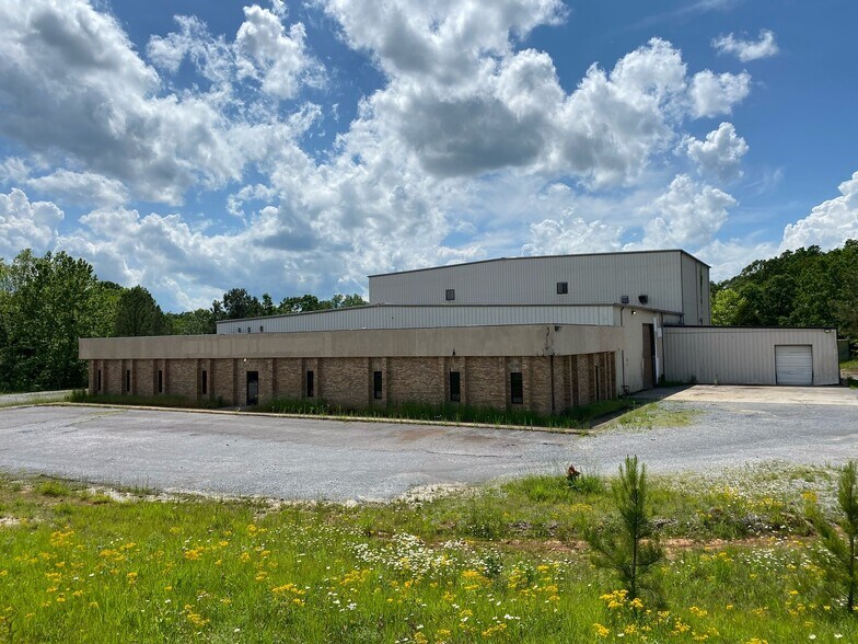 6936 Industrial Rd, Nunnelly, TN à vendre - Photo du bâtiment - Image 3 de 20