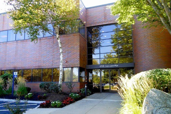 1 Corporation Way, Peabody, MA à louer - Photo du bâtiment - Image 3 de 5