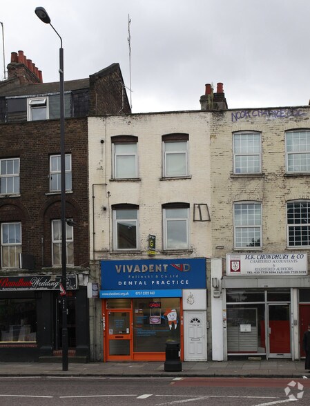 252 Bethnal Green Rd, Londres à louer - Photo principale - Image 2 de 4