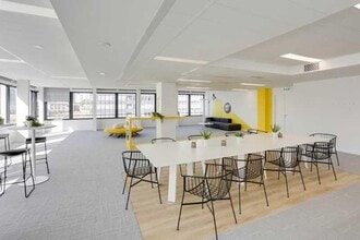 11 Avenue Dubonnet, Courbevoie for lease Building Photo- Image 1 of 1