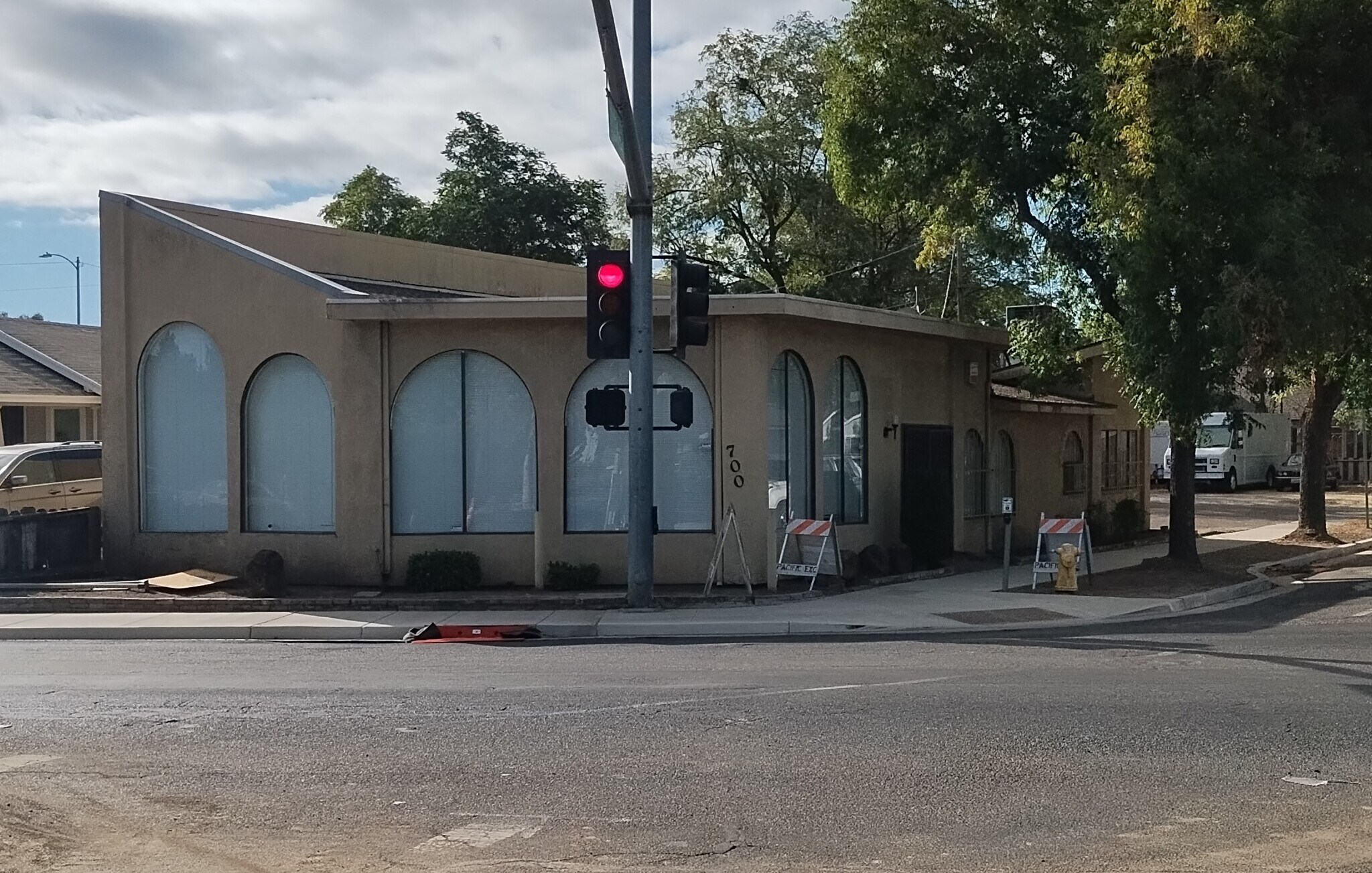700 Scenic Dr, Modesto, CA for lease Building Photo- Image 1 of 4