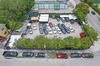 Plus de détails pour 808 NW 71st St, Miami, FL - Commerce de détail à vendre