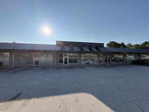 616 N Bickett Blvd, Louisburg, NC for lease Building Photo- Image 2 of 6