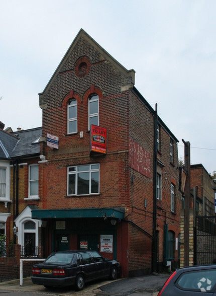 2 Bouverie Rd, London for lease - Primary Photo - Image 1 of 4