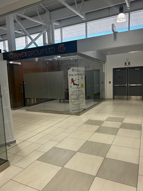 260130 Writing Creek Cres, Calgary, AB T4A 0G3 - Unité A07 -  - Photo intérieure - Image 1 of 6