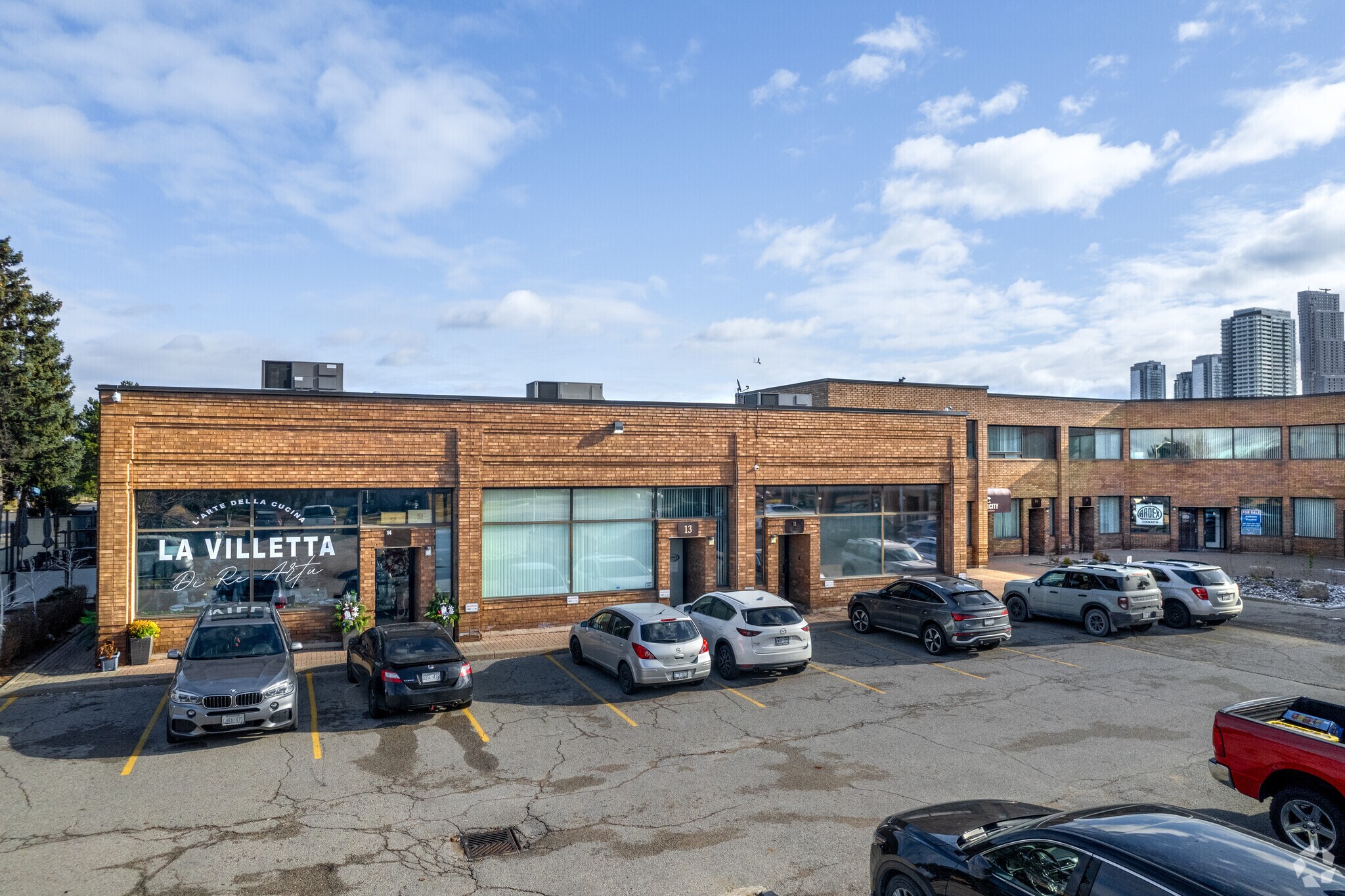 163 Buttermill Ave, Vaughan, ON à vendre Photo principale- Image 1 de 1