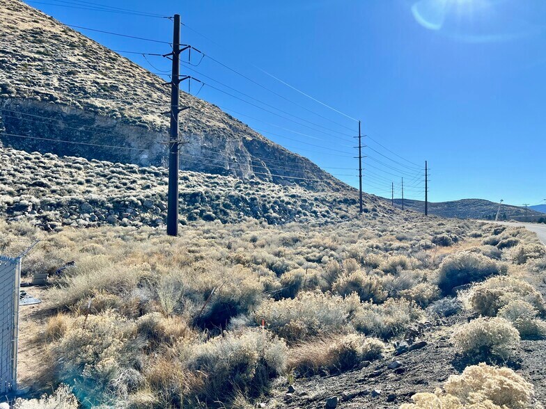4300 Alexander Lake rd, Reno, NV à vendre - Photo du bâtiment - Image 2 de 4