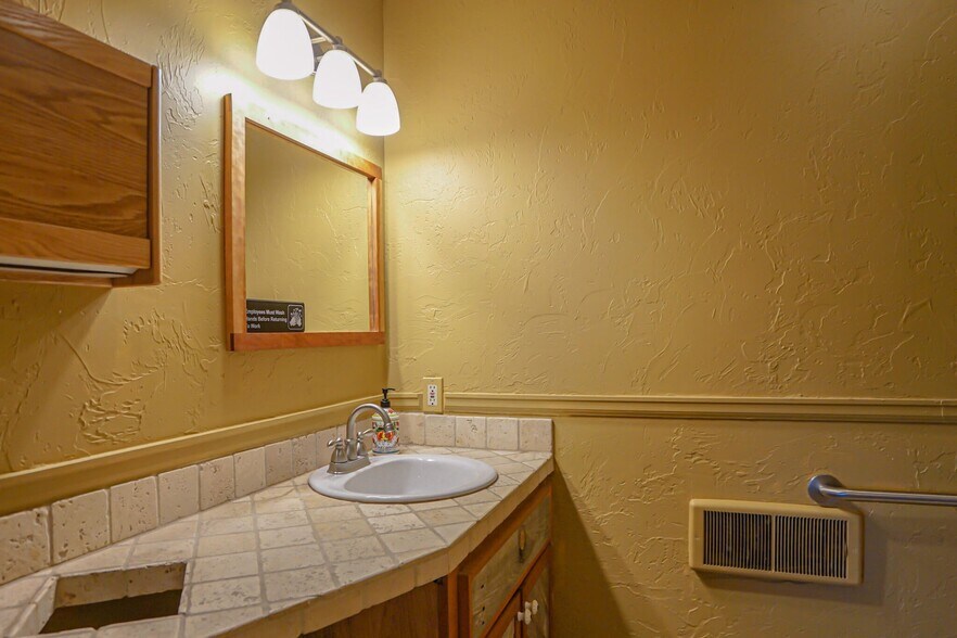 106 E Francisco St, La Veta, CO à vendre - Photo intérieure - Image 3 de 27