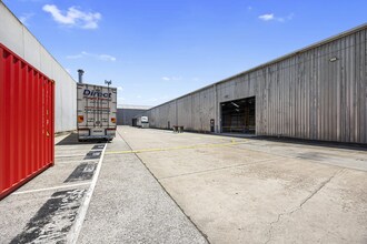 704-744 Lorimer St, Port Melbourne for lease Building Photo- Image 2 of 9