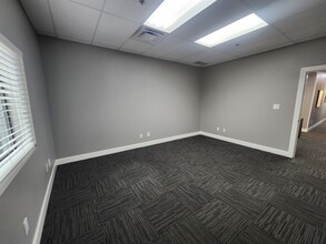 926 Chulie Dr, San Antonio, TX à louer Photo intérieure- Image 2 de 2