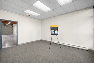 4002-4014 148th Ave NE, Redmond, WA for lease Interior Photo- Image 1 of 17