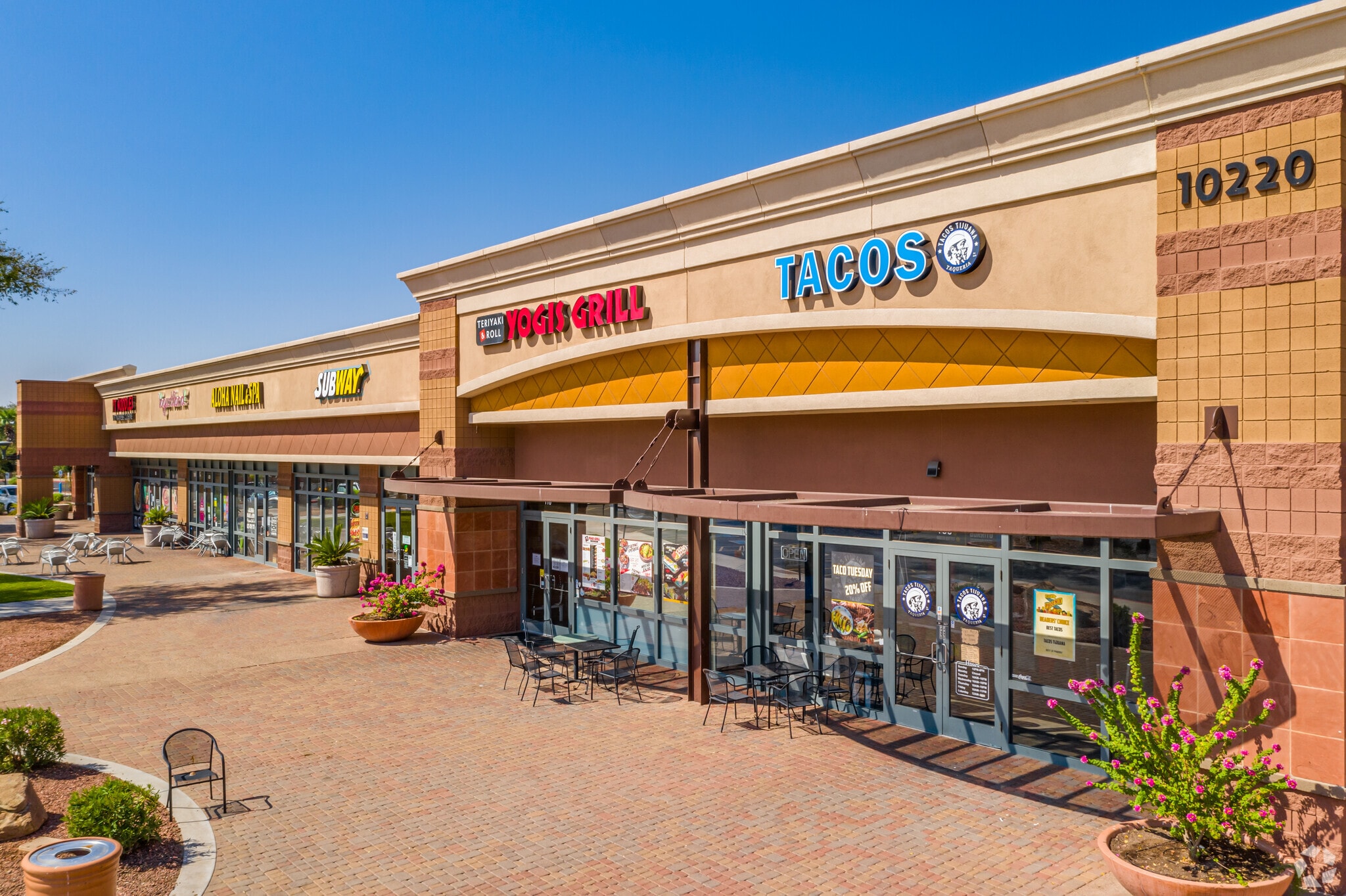 10220 W McDowell Rd, Avondale, AZ for lease Primary Photo- Image 1 of 10