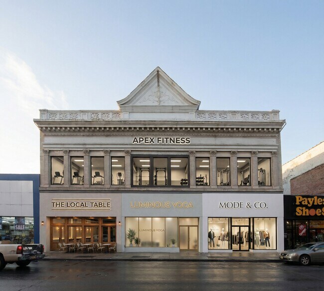 More details for 783 Manhattan Ave, Brooklyn, NY - Retail for Lease