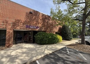 3595 Mayland Ct, Richmond, VA à louer Photo du bâtiment- Image 1 de 3