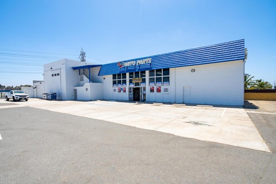 531 Orange Ave, Chula Vista, CA à vendre - Photo du bâtiment - Image 2 de 24