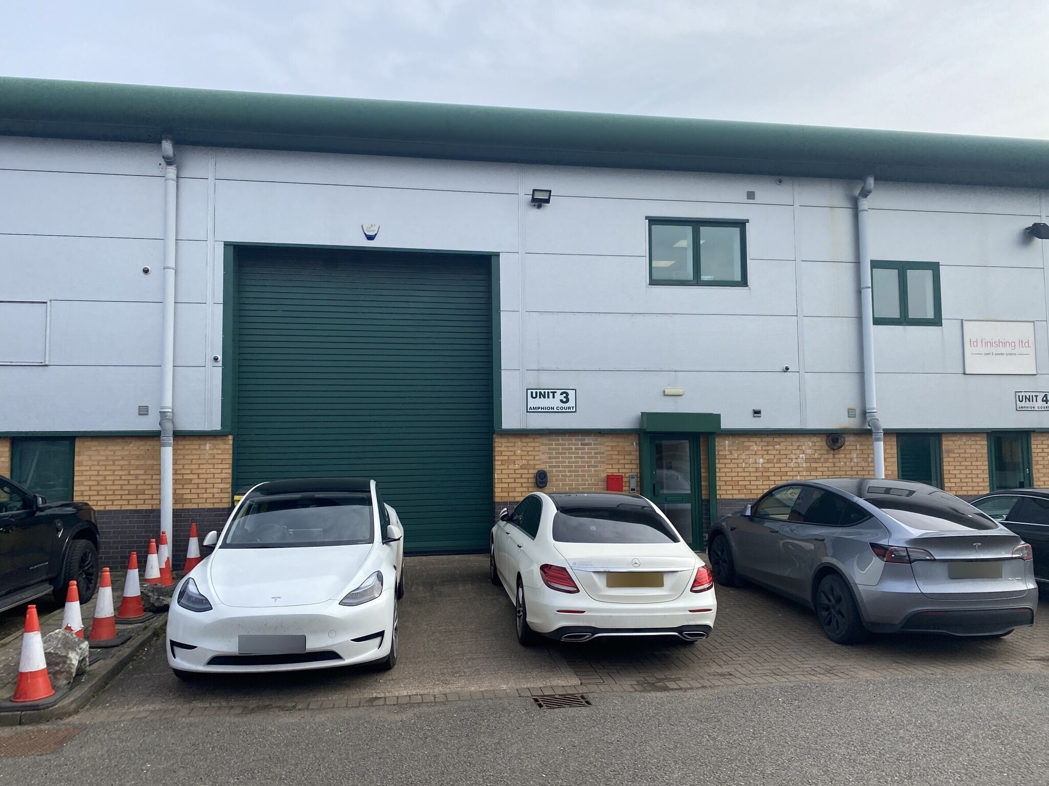Unit 3 Amphion Court, Rear of Hale Trading Estate, Tipton à louer Photo du bâtiment- Image 1 de 1