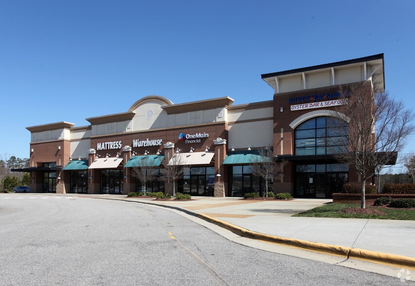 1155-1229 Timber Dr E, Garner, NC à louer - Photo du bâtiment - Image 3 de 8