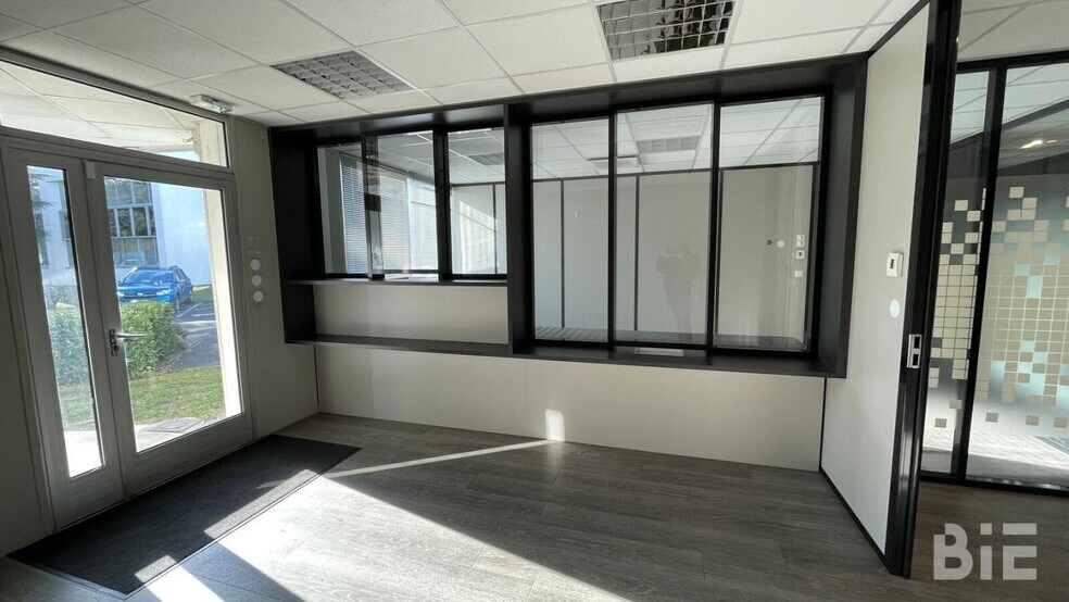 5 Rue Rudolf Diesel, Mérignac à louer - Photo intérieure - Image 3 de 9