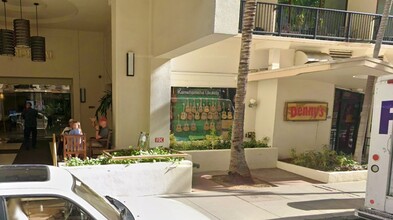 205 Lewers St, Honolulu, HI for lease Building Photo- Image 1 of 3