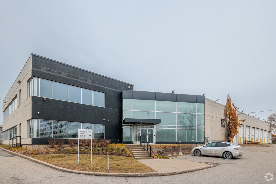 1275 Boul Hymus, Dorval, QC à vendre - Photo principale - Image 1 de 1