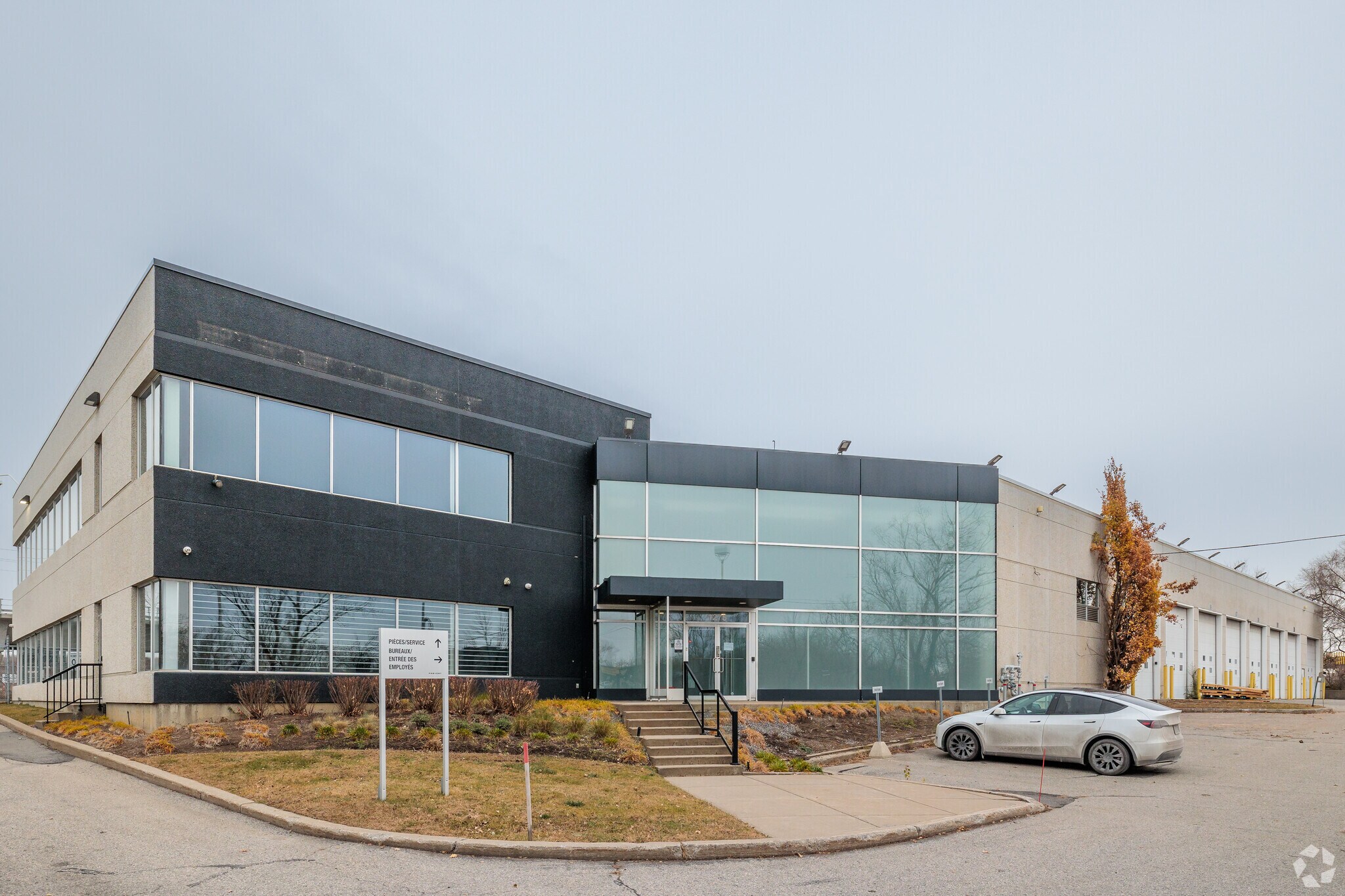 1275 Boul Hymus, Dorval, QC for sale Primary Photo- Image 1 of 1