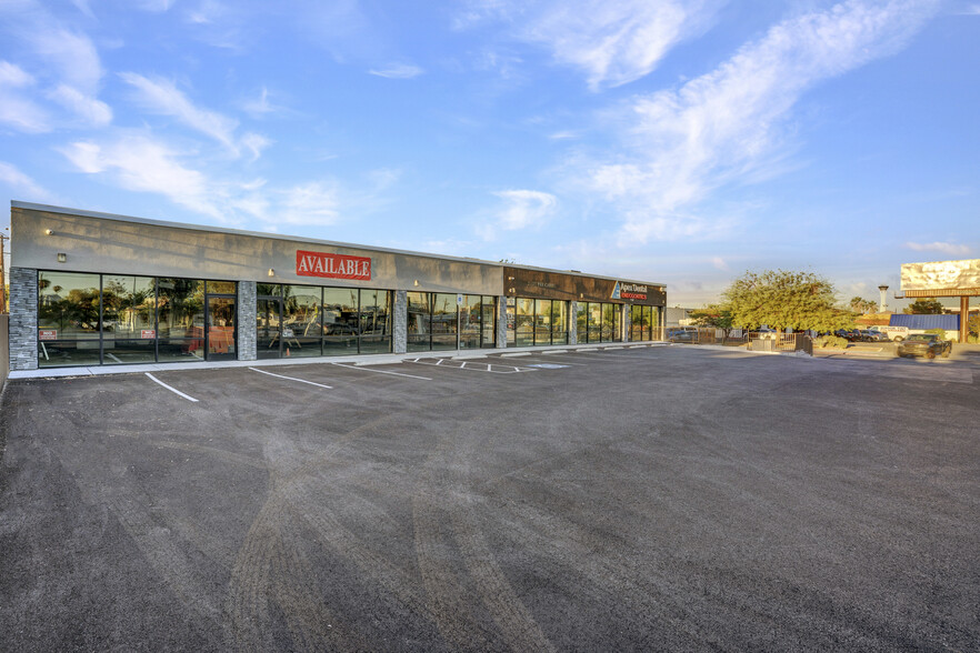 4000 W Sahara Ave, Las Vegas, NV for lease - Building Photo - Image 3 of 19