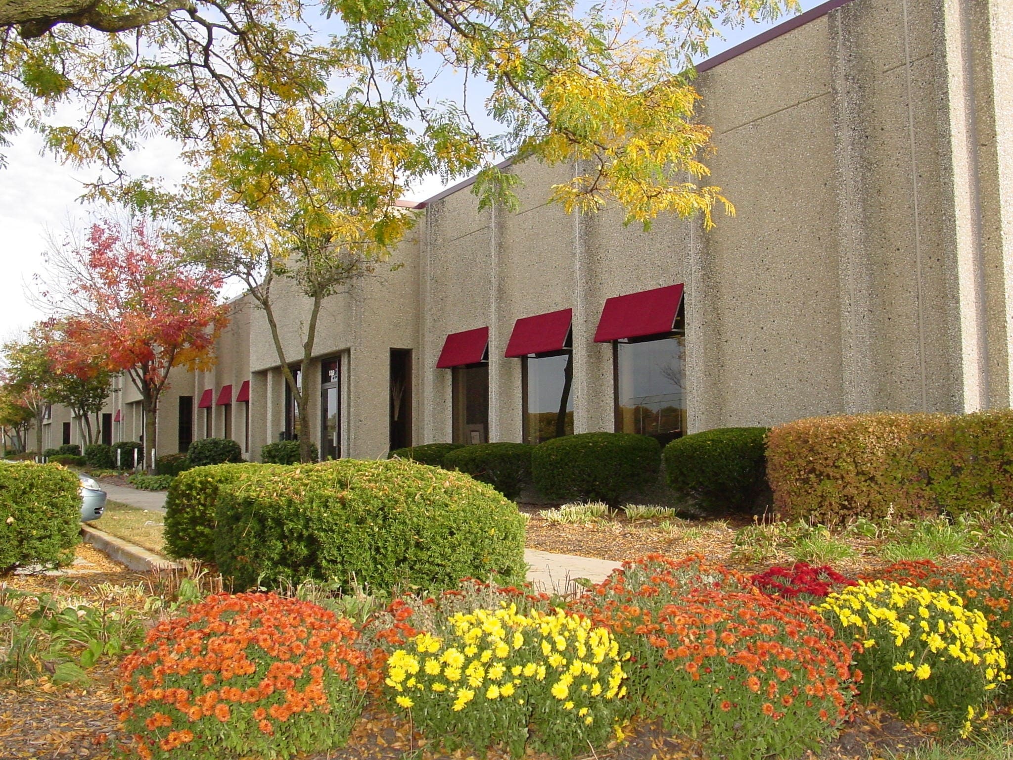 500-540 W 5th Ave, Naperville, IL for lease Primary Photo- Image 1 of 12