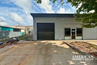 1156 Gillespie Ave, Sarasota, FL for lease Interior Photo- Image 1 of 3