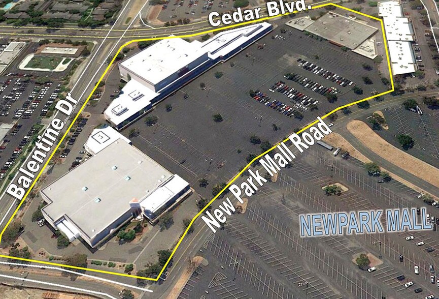 Newpark Plaza Redev. Play, 13 Acres portfolio of 2 properties for sale on LoopNet.ca - Building Photo - Image 1 of 8