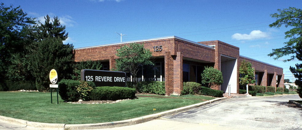 125-145 Revere Dr, Northbrook, IL for lease - Building Photo - Image 1 of 4