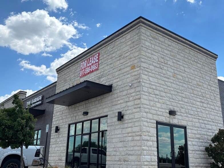 808 Fort Worth Hwy, Weatherford, TX for lease - Building Photo - Image 3 of 10