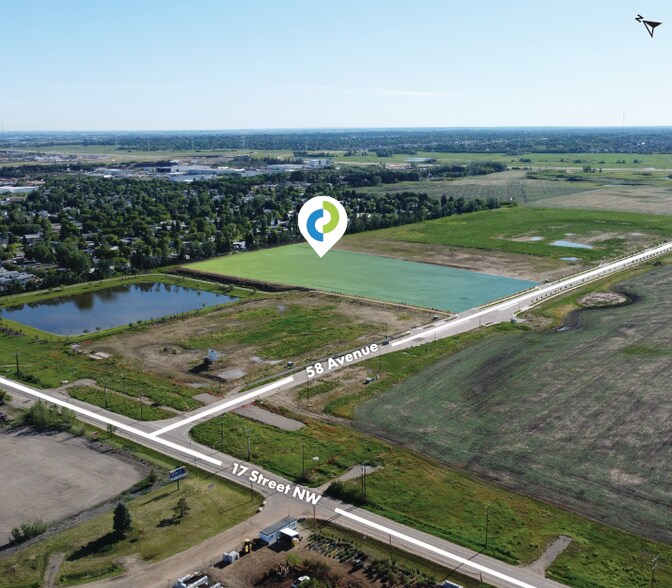 5811 17 St NW, Edmonton, AB à louer - Photo du bâtiment - Image 2 de 3