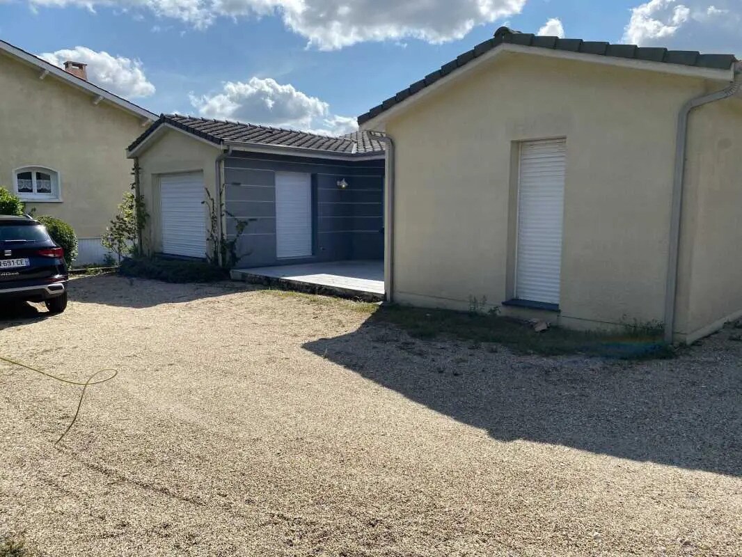 Office in Mérignac for sale Building Photo- Image 1 of 12