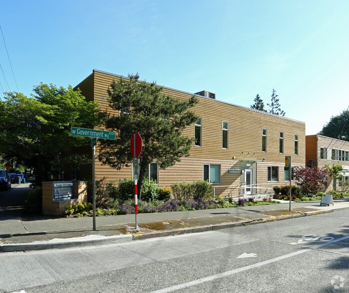 4300 36th Ave W, Seattle, WA for sale - Building Photo - Image 1 of 5
