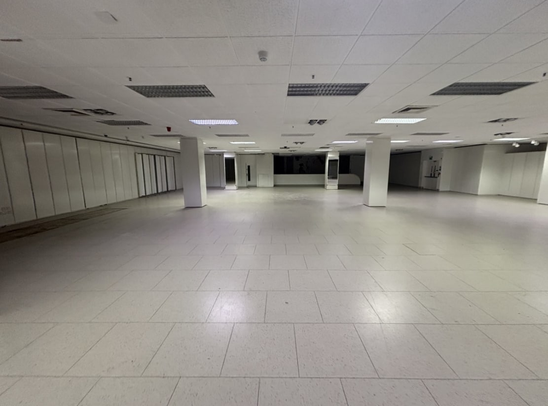 Commercial Rd, Portsmouth for lease Interior Photo- Image 1 of 1
