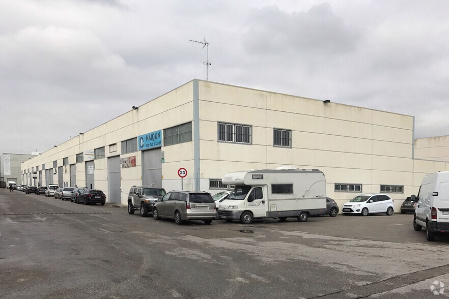 Industrial in Alcalá de Henares, Madrid for lease - Primary Photo - Image 1 of 2