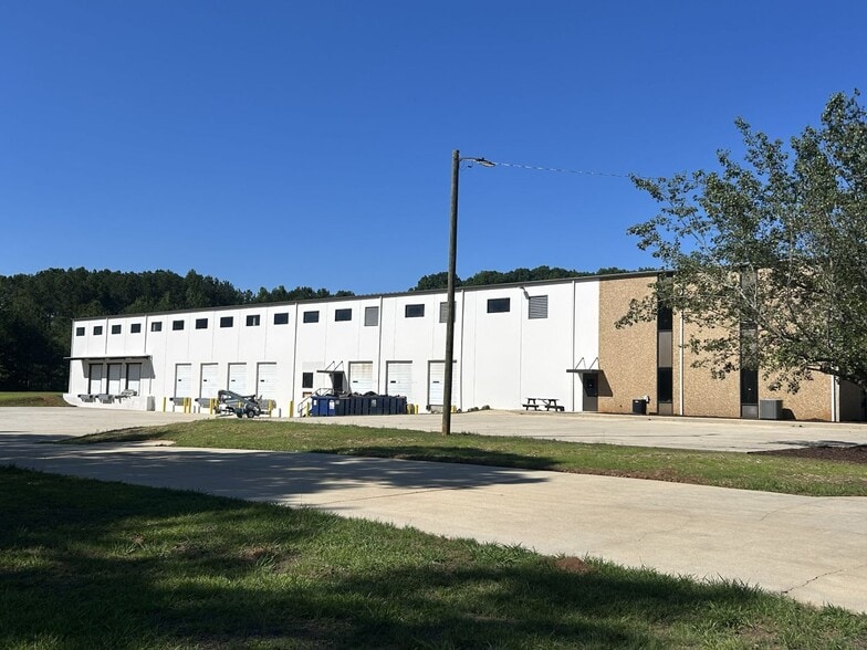 82 Galilee Church Rd, Jefferson, GA à louer - Photo du bâtiment - Image 3 de 5