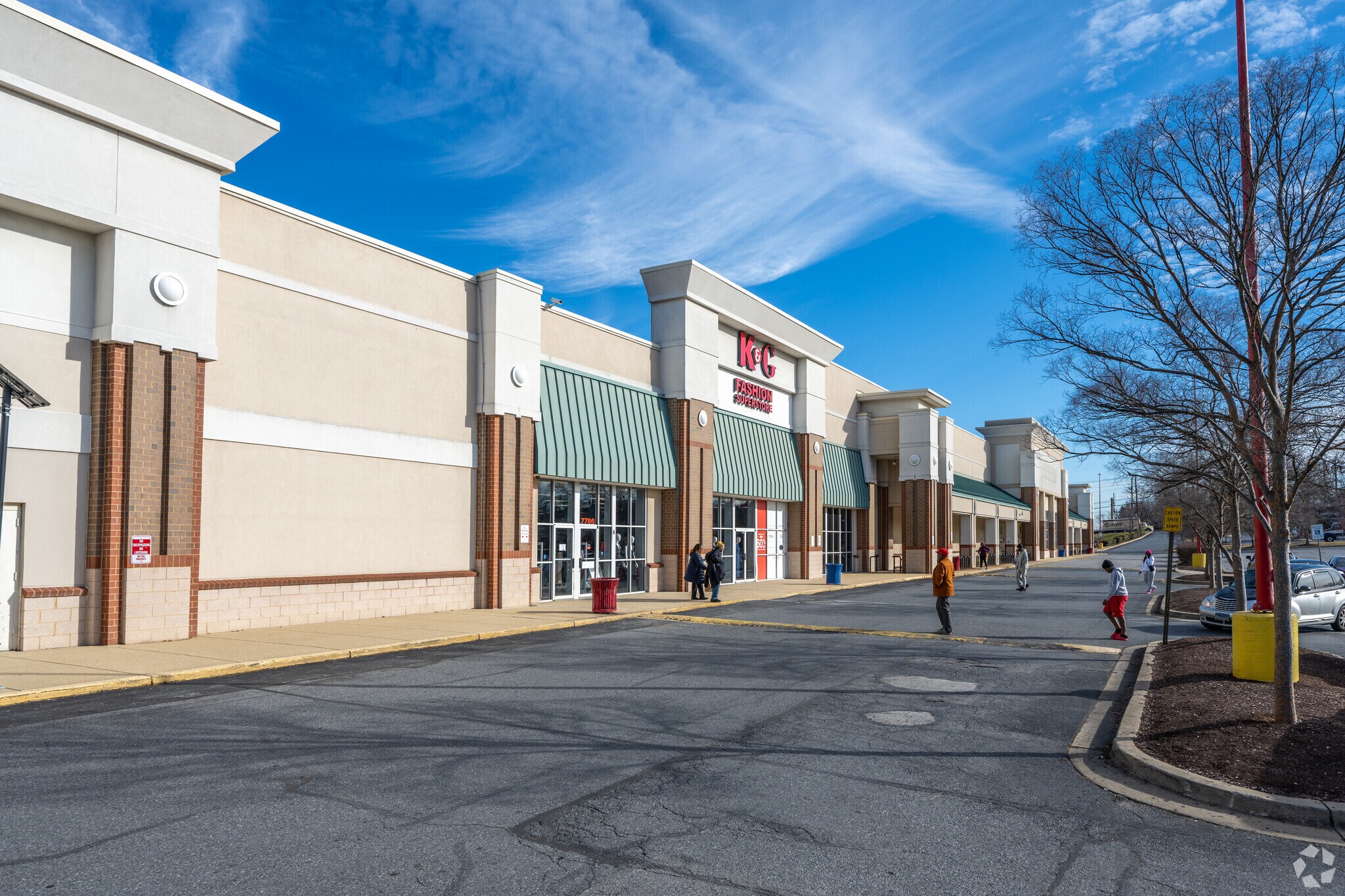 7780-7790 Riverdale Rd, New Carrollton, MD à louer Photo principale- Image 1 de 6
