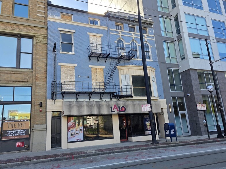 707-709 Main St, Cincinnati, OH for sale - Building Photo - Image 2 of 10