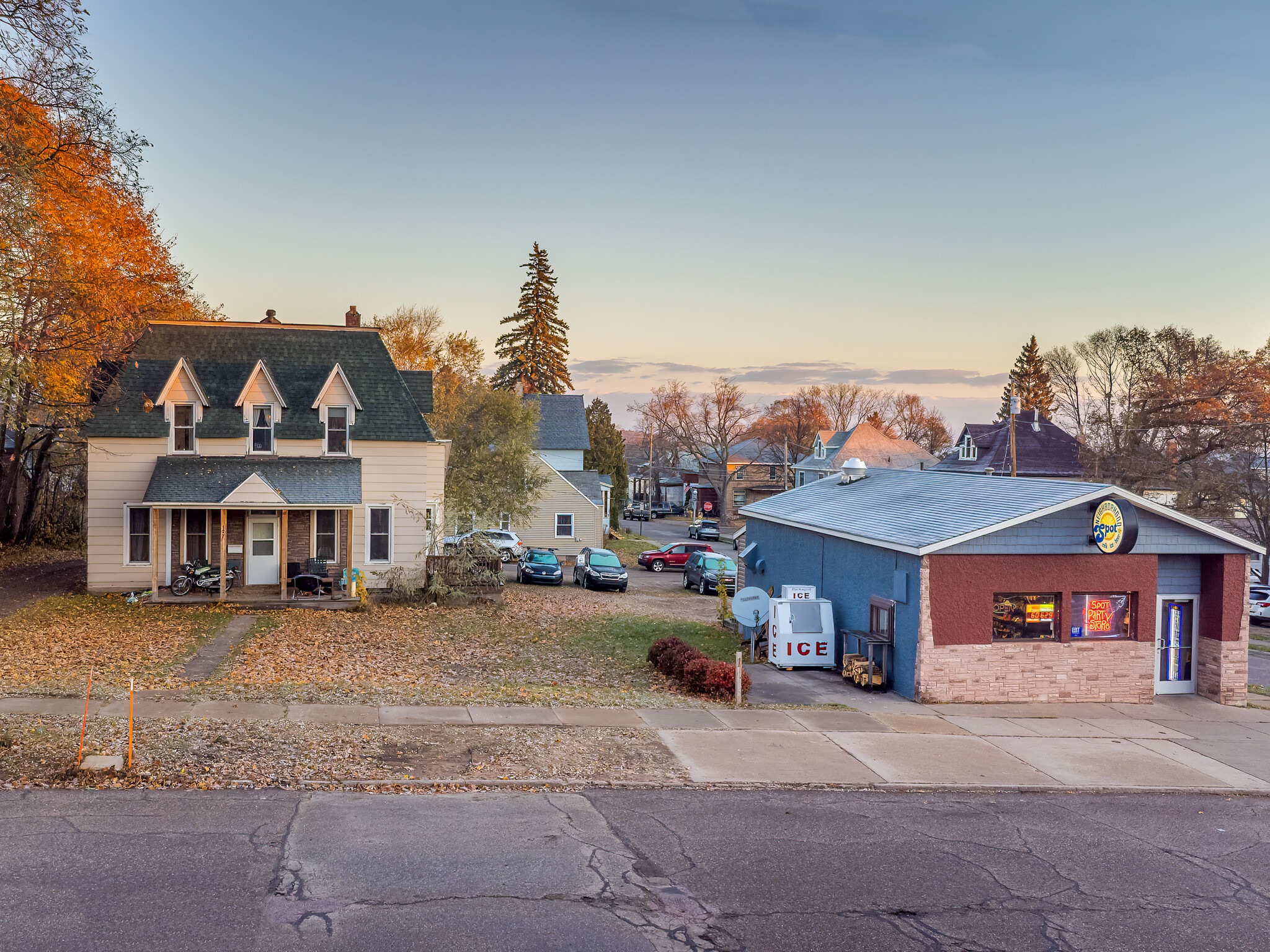 127-129 E Hewitt Ave, Marquette, MI for sale Building Photo- Image 1 of 34