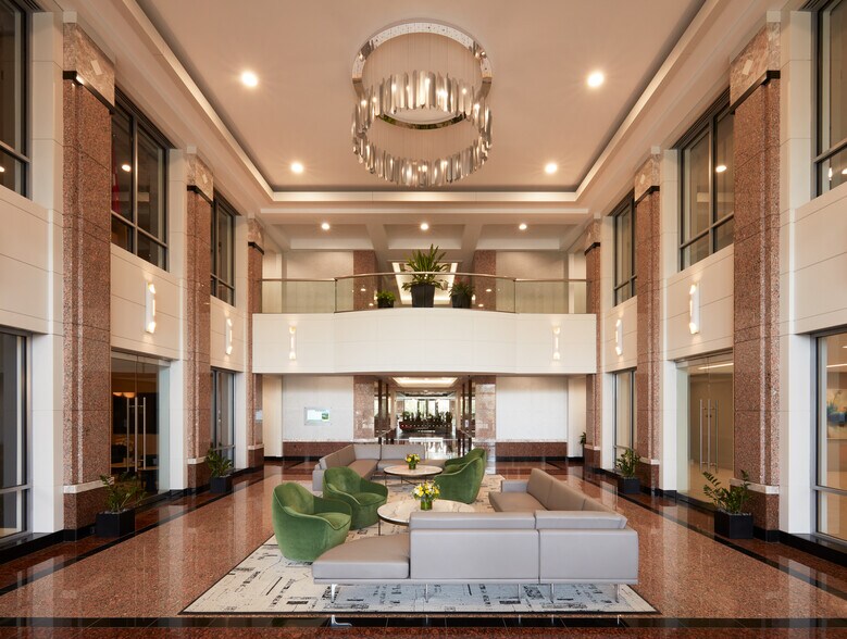 1 Giralda Farms, Madison, NJ à louer - Hall d’entrée - Image 3 de 22