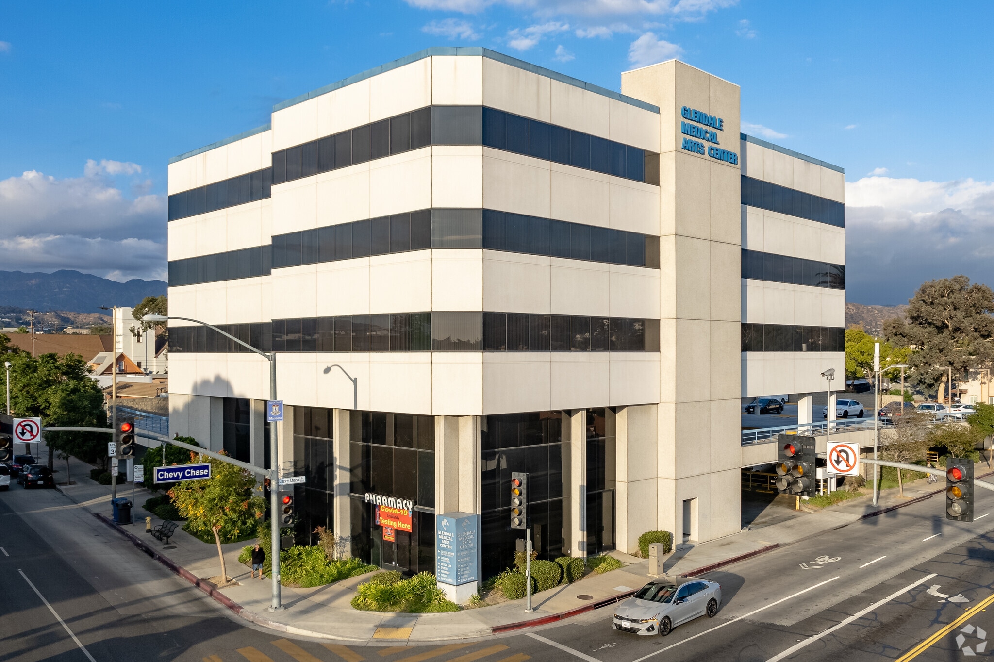 1030 S Glendale Ave, Glendale, CA for lease Primary Photo- Image 1 of 6