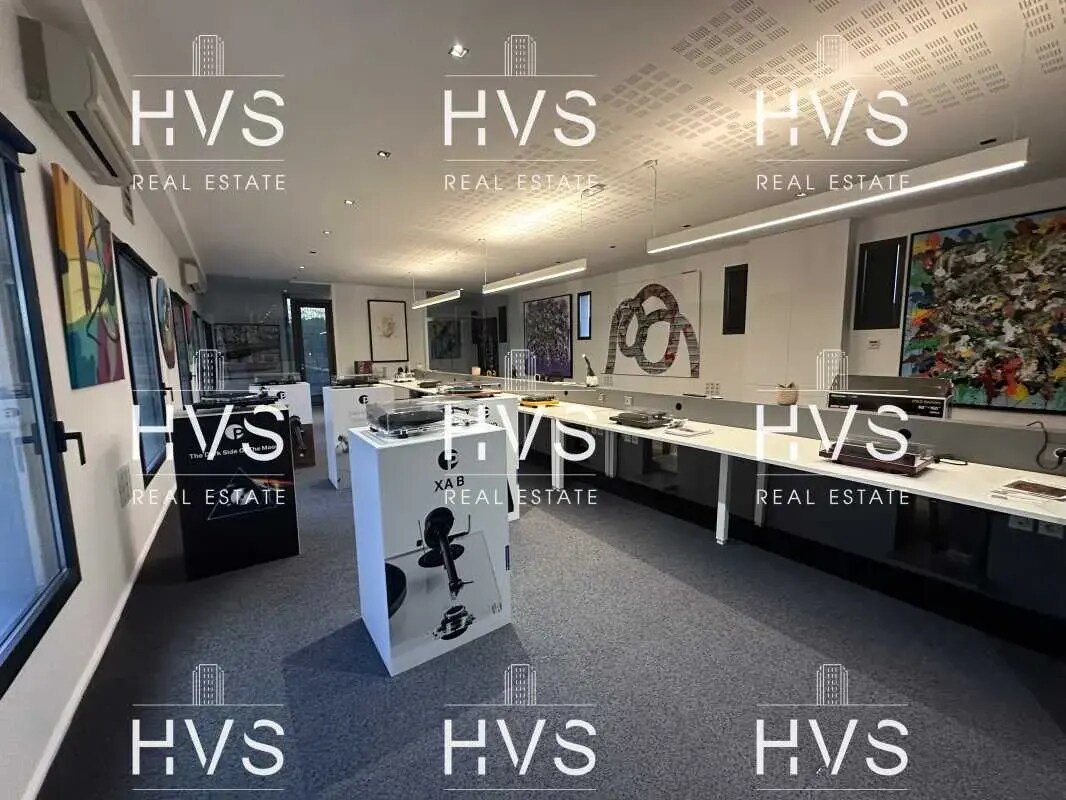 Route Des Pinchinats, Aix-en-Provence for lease Primary Photo- Image 1 of 8