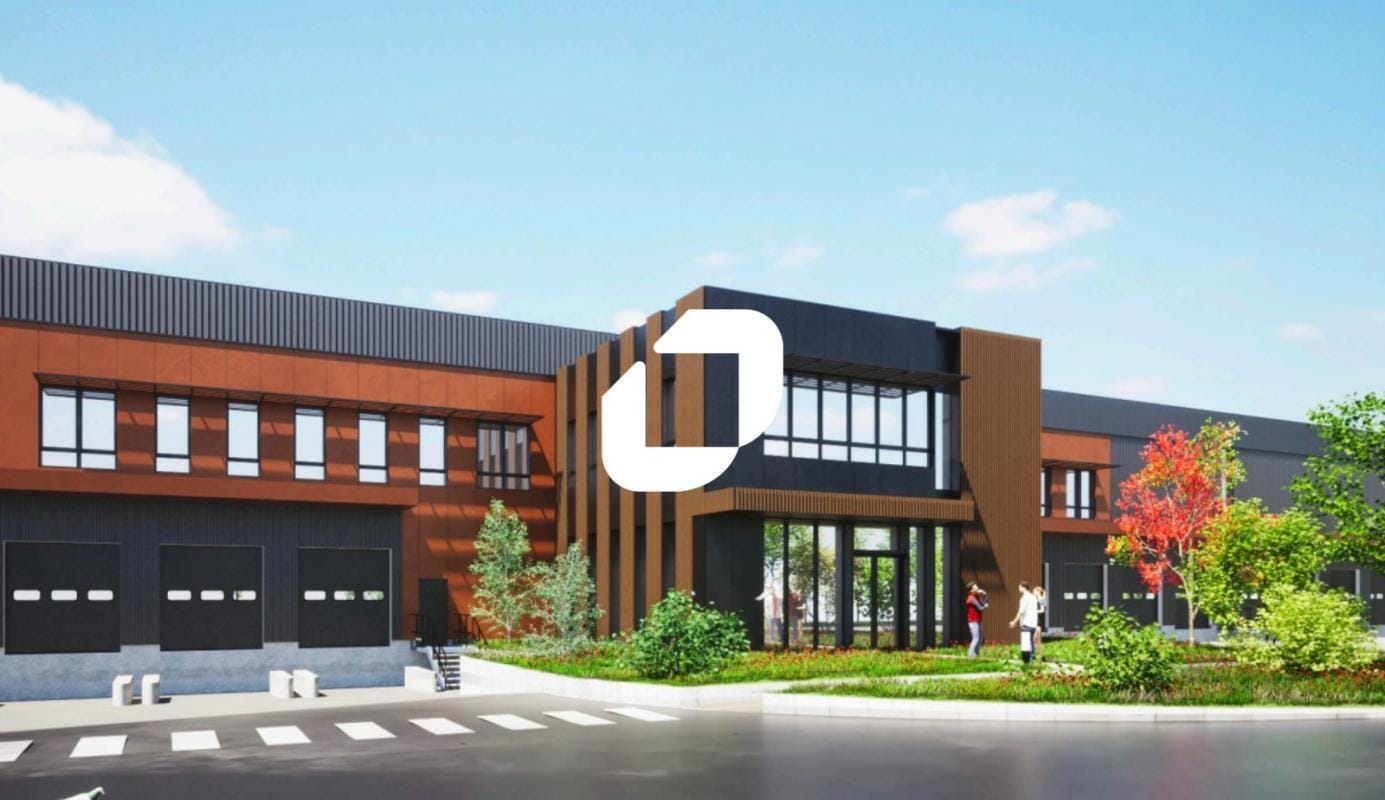 Industrial in Saint-Jean-de-Braye for lease Building Photo- Image 1 of 7